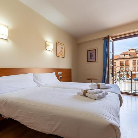 Insidehome Zaravencia Plaza Mayor トロ エクステリア 写真