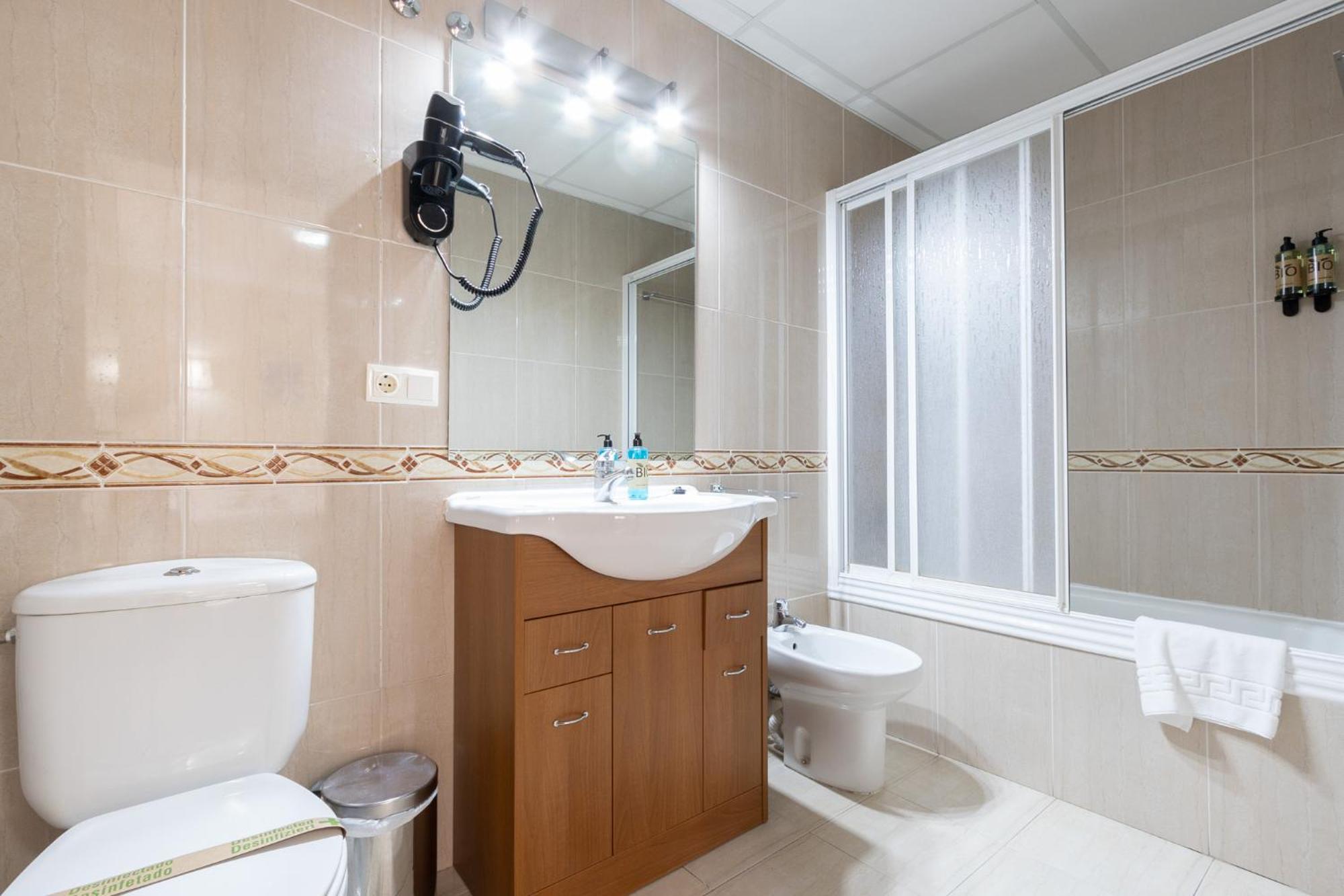 Insidehome Zaravencia Plaza Mayor トロ エクステリア 写真
