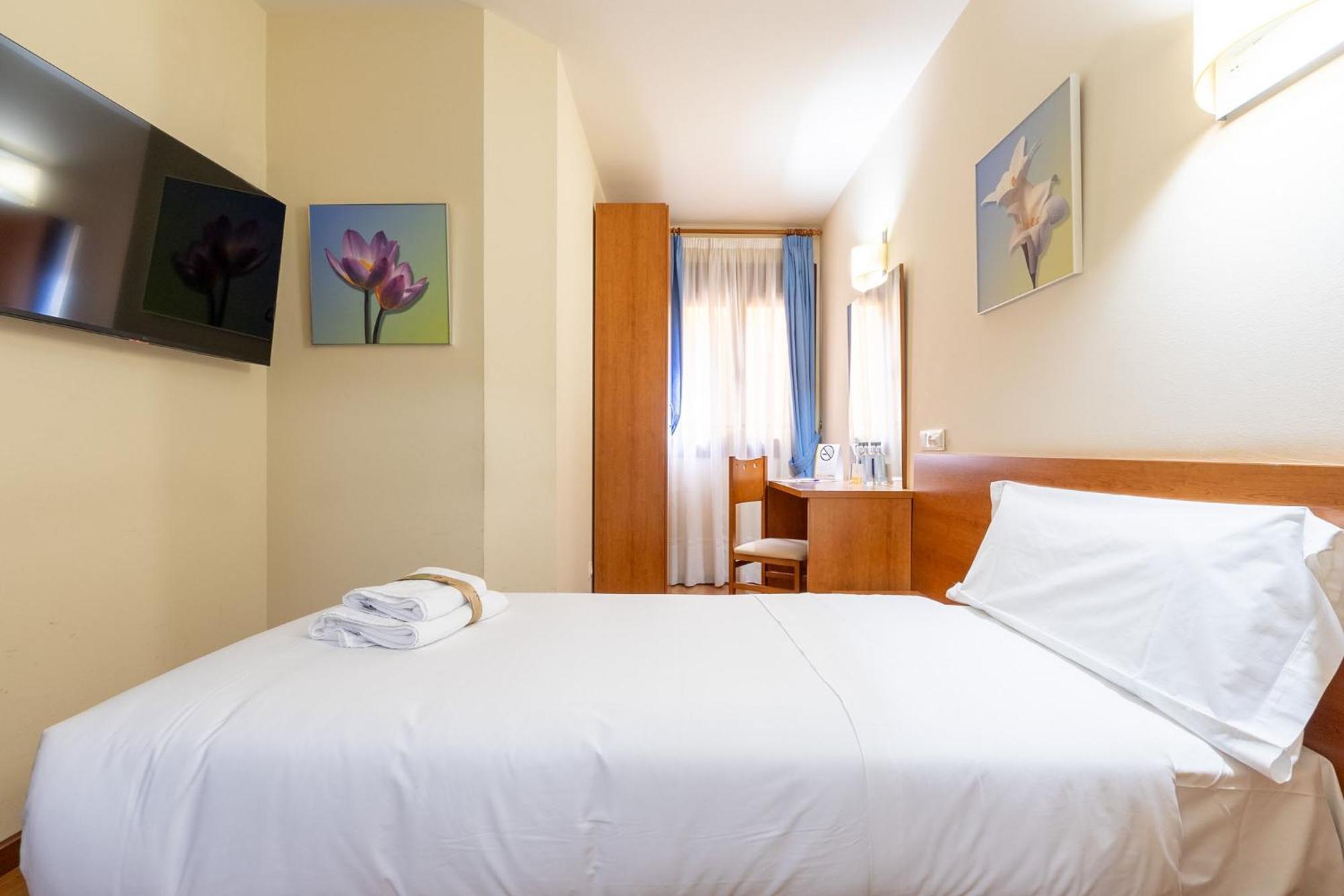 Insidehome Zaravencia Plaza Mayor トロ エクステリア 写真
